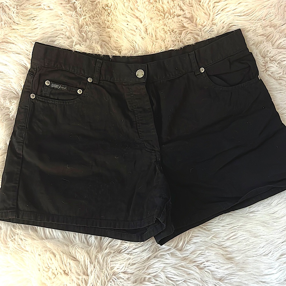 DKNY SUMMER SWORTS 🩳 DKNY. Like NEW soft fit Super comfortable💗